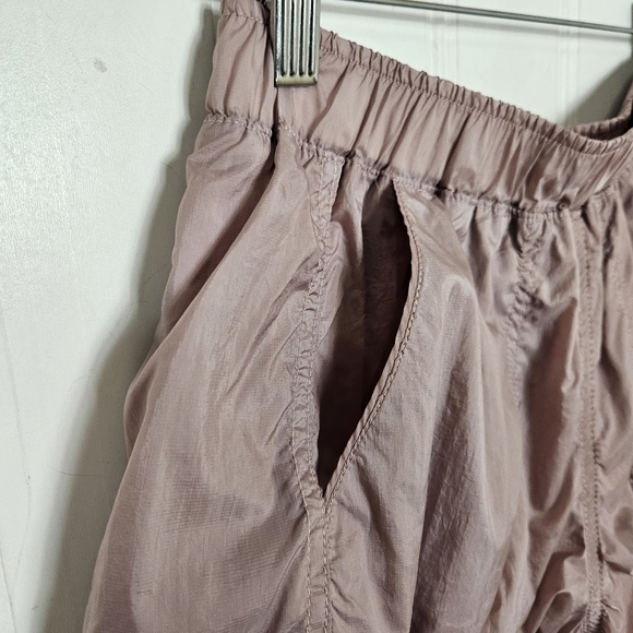 Free People Bubble Hem Shorts Womens Size S Mauve Pink FP Movement High Rise - Picture 3 of 13
